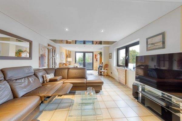 OG: Schlafzimmer II_