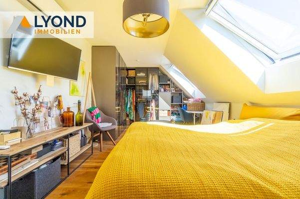 Schlafzimmer mit Ankleide