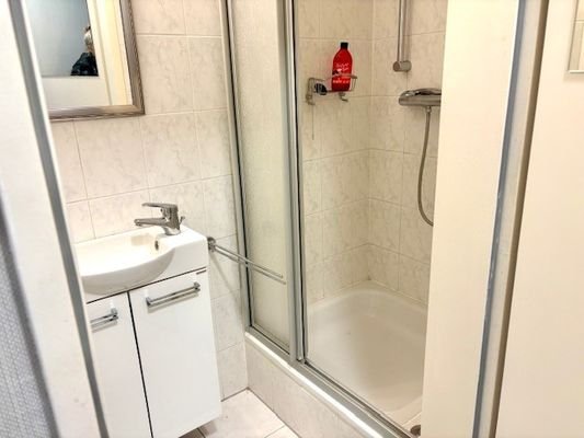 GästeWC mit Dusche