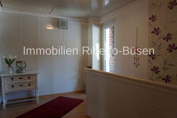 Der Flur im Hauptgebäude (OG)