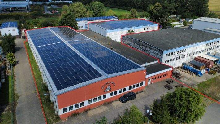 Dachflächen Frontansicht.jpg