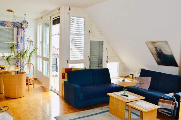 Charmante 3-Zimmer-Dachgeschosswohnung mit Terrasse, Aussicht & Garage – Silandro mansarda con terrazza e garage – attic apartment with terrace, view & garage in central location.