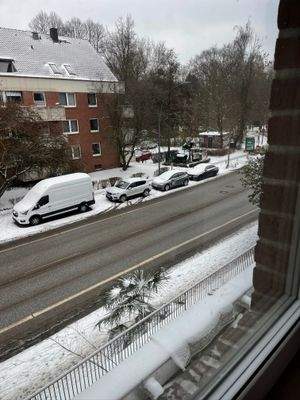 Front-Straßenansicht aus 2OG