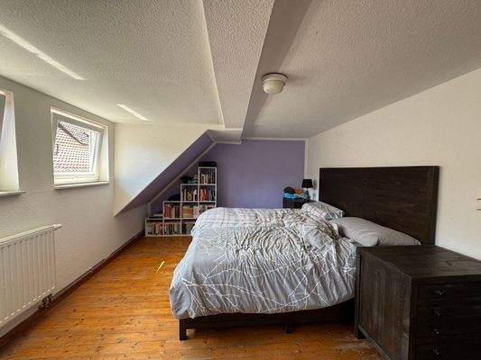 Schlafzimmer DG