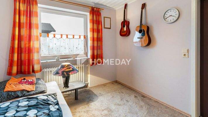 1. OG Kinderzimmer 1 2