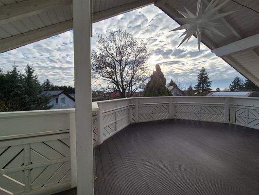 DG: großer Südbalkon