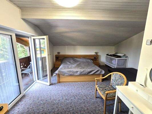 Schlafzimmer (OG)
