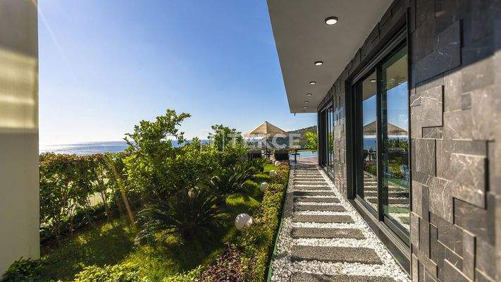 City and Sea View Detached Villa in Alanya