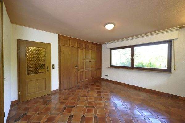 Esszimmer mit Durchreiche