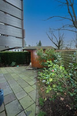 Innenhof mit Gartenhäuschen