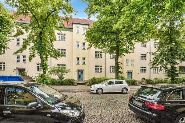 backbone_504852-A_032_WEB