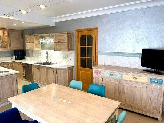 WhatsApp Image 2024-10-30 at 21.44.33 (1).jpeg