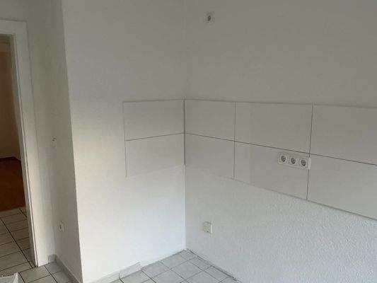 Küche_Blick_zum_Flur