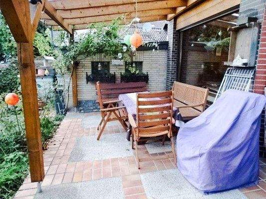 überdachte Terrasse.jpg