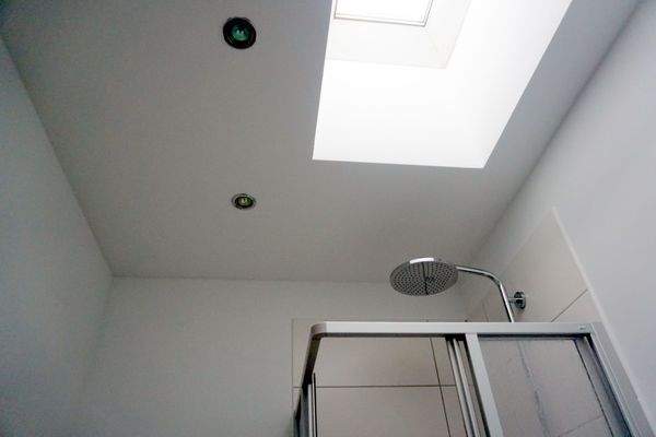 Dusche Bad mit Oberlicht