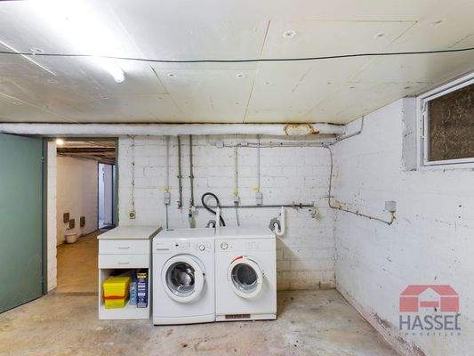 Gemeinschafts Raum zum Waschen und trocknen