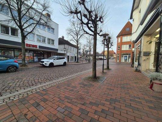 Gebäudeansicht Fußweg 1