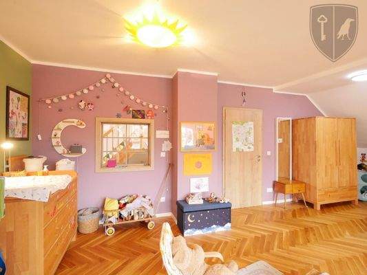  Das KINDERZIMME wäre auch teilbar