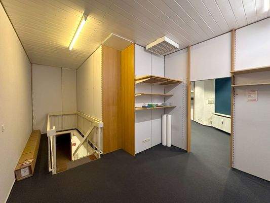 weitere Räume mit Zugang zum Keller