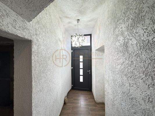 Flur Eingangsbereich_EG_IMG_6773