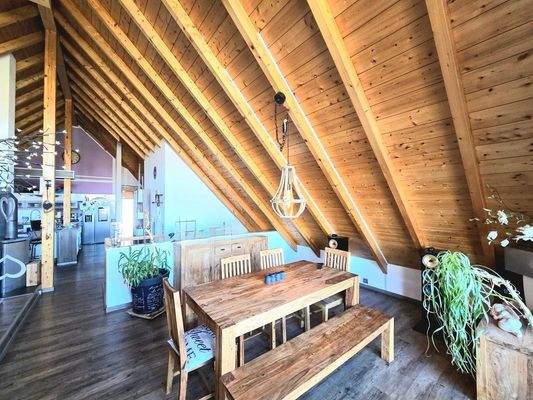 Wohn-Koch-Essbereich DG