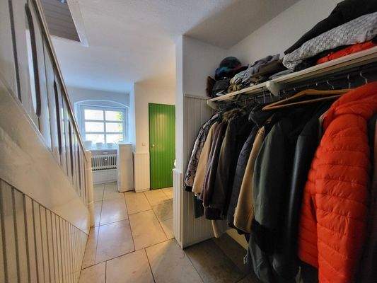 EG: Flur/Treppenaufgang