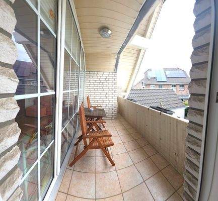 Ihr Balkon im OG