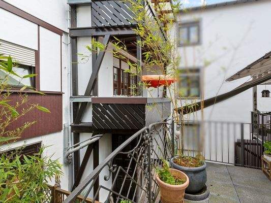 Blick auf die Balkone Haus 12 