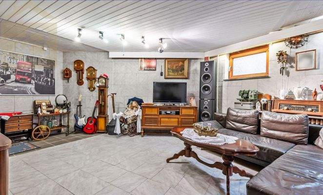 Keller Partyraum mit Sauna