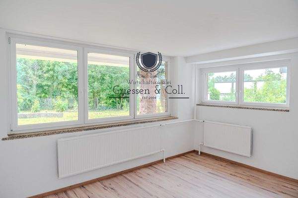 Wohnzimmer / Schlafzimmer Gartenseite