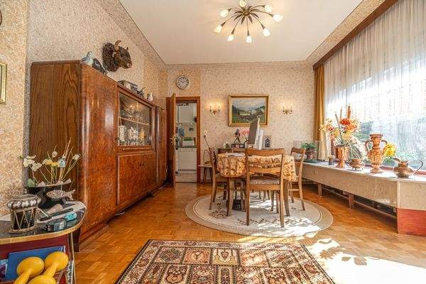 Wohn-/Esszimmer (EG)