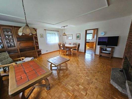 Wohn - Esszimmer 3.jpg