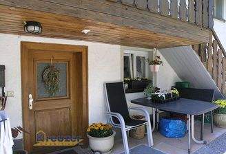 Haupteingang_Freisitz