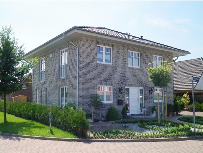 Moderne Stadtvilla mit Grundstück in Hamburg-Niendorf