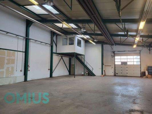 Produktionshalle Bild 4