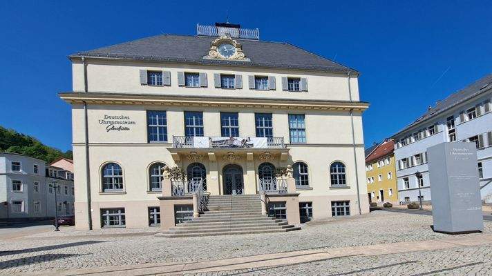 Das Uhrenmuseum.jpg