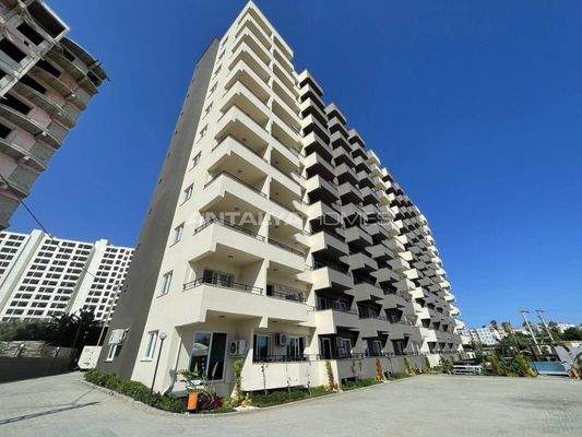 Affordable Flats in a Beachside Complex in Mersin Erdemli