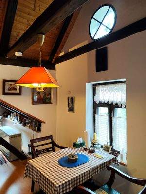 24) Wohnung II Wohnraum.jpg