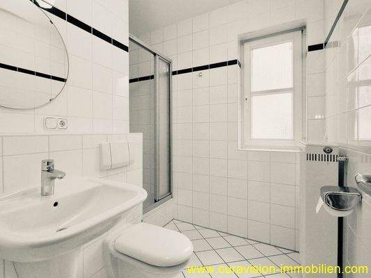 14-Duschbad Kind - Gast-1.jpeg