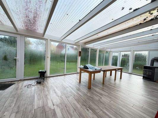 Sommergarten mit Kamin