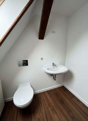 Badezimmer 1. OG (nach Renovierung)