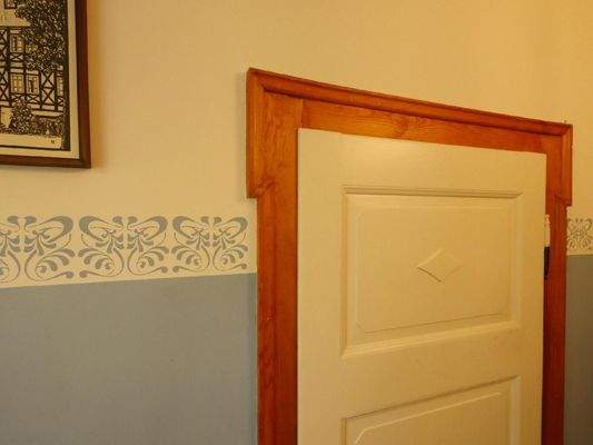  EG | HOLZTÜREN / KASEINFARBEN