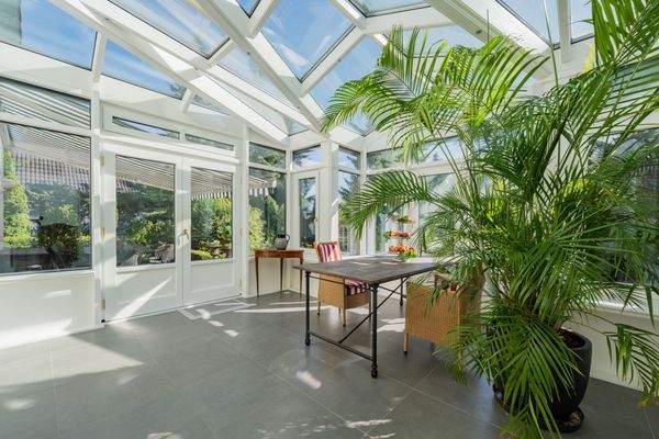 Air-conditioned conservatory with terrace access