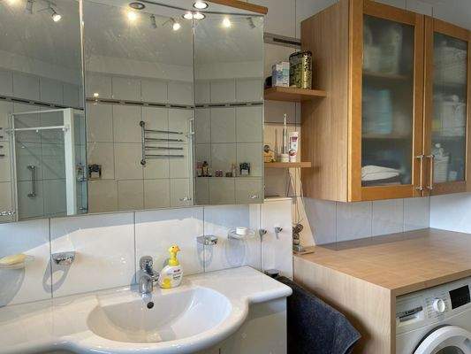 Badezimmer Dusche Wanne WC