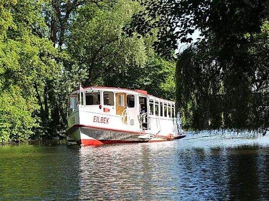 Direkt am Wasser gelegen....