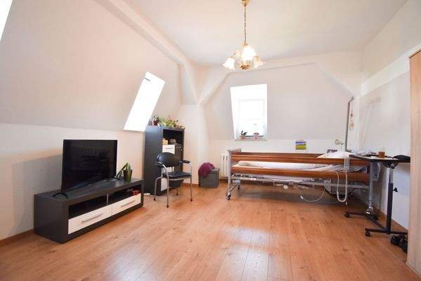 26 Bewohnerzimmer 2.JPG