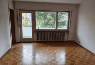 Wohnraum Blickrichtung Balkon