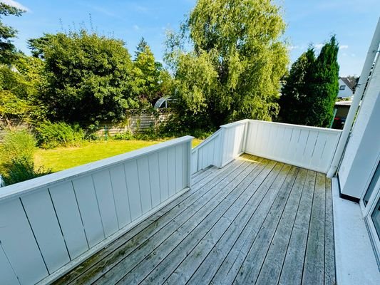 Gartenterrasse Haus a.jpg