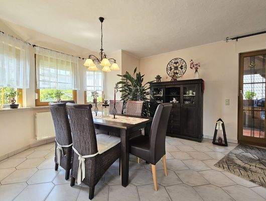 Gemütlicher Essbereich