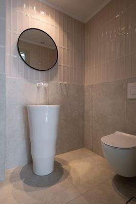 Kreta, Tavronitis: Zeitgenössisch eingerichtete Villa mit Pool zu verkaufen